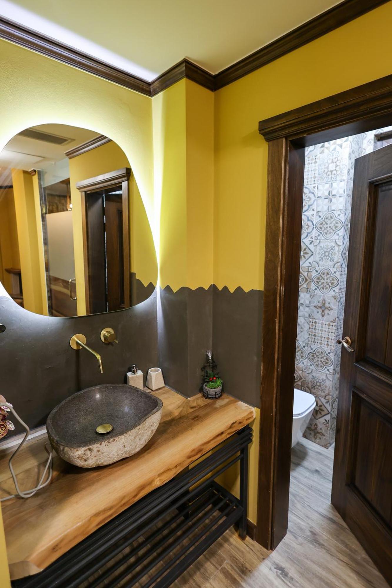 Hotel Strugu 3*
