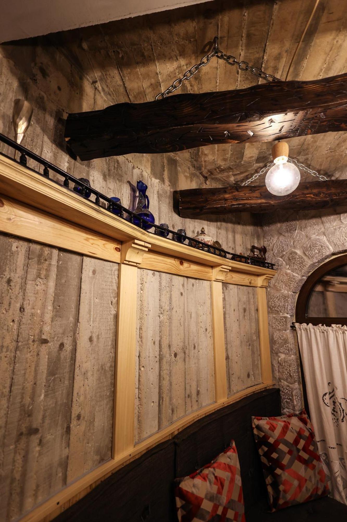 Hotel Strugu 3*